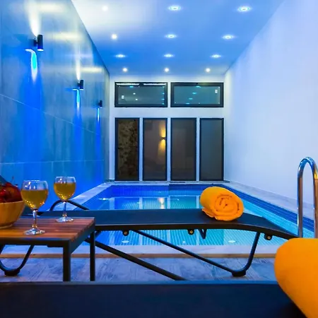 Gece Isolated Honeymoon Heated Pool