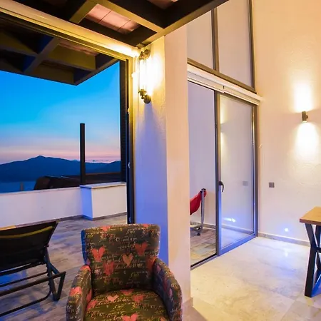 Gece Isolated Honeymoon Heated Pool Vilă