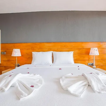 Gece Isolated Honeymoon Heated Pool Vilă