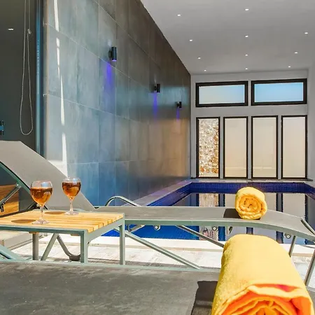 Gece Isolated Honeymoon Heated Pool 别墅 卡斯